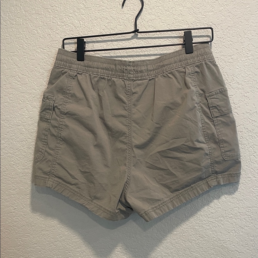 Hollister Size Medium Drawstring Pull-On Cargo Sh… - image 5